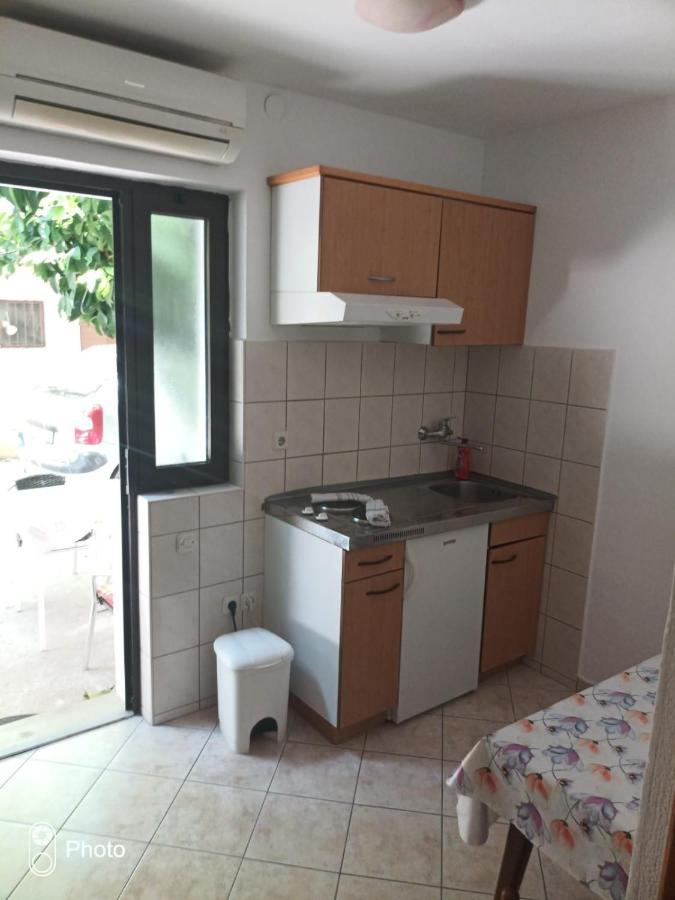 Kontin 2 Appartement Stari Grad  Buitenkant foto